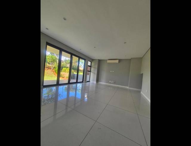 5 BEDROOM PROPERTY TO RENT IN IZINGA RIDGE